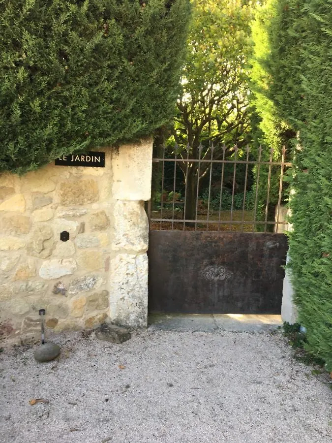 Gite Petite Maison Le Jardin Vaison-la-Romaine
