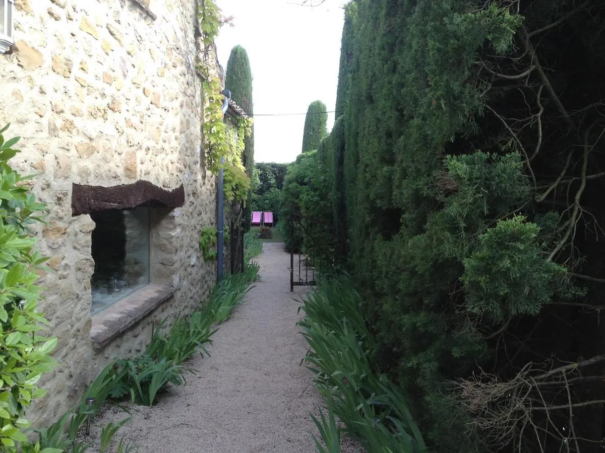 Holiday home Gite Petite Maison Le Jardin Vaison-la-Romaine