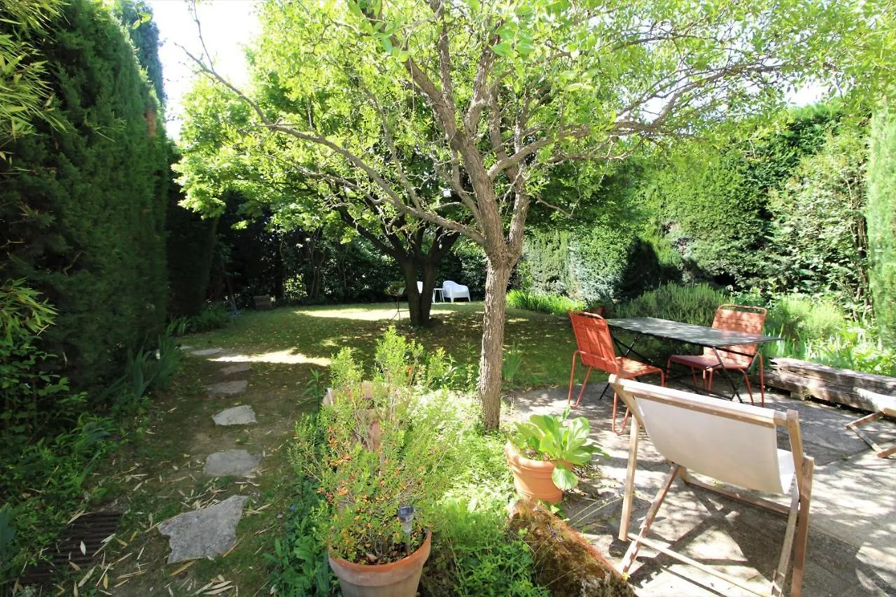 Gite Petite Maison Le Jardin Vaison-la-Romaine Holiday home