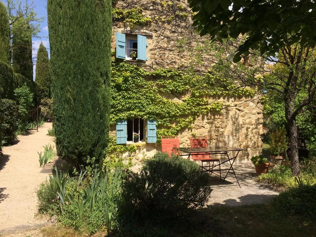 Holiday home Gite Petite Maison Le Jardin Vaison-la-Romaine France
